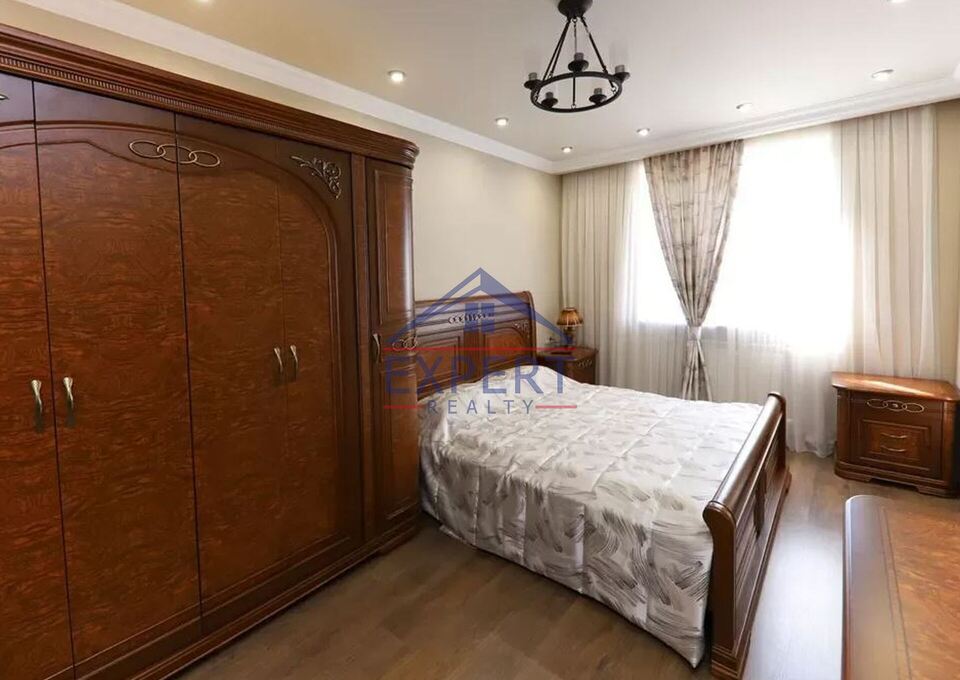 ԱՋԱՓՆՅԱԿ, ԼԵՆԻՆԳՐԱԴՅԱՆ ՓՈՂՈՑ, 3 ՍԵՆՅԱԿ