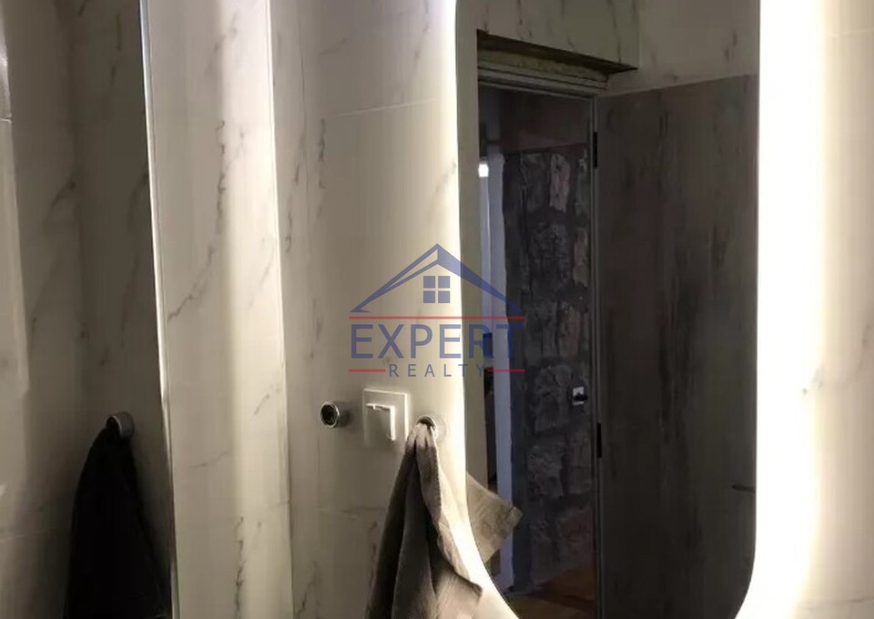 Կենտրոն/Զաքյան փողոց,Քարե շենք 34 քմ․