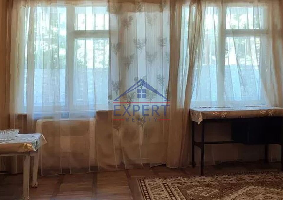 ԱՐԱԲԿԻՐ, ԱՐԱՄ ԽԱՉԱՏՐՅԱՆ ՓՈՂՈՑ, 3 ՍԵՆՅԱԿ