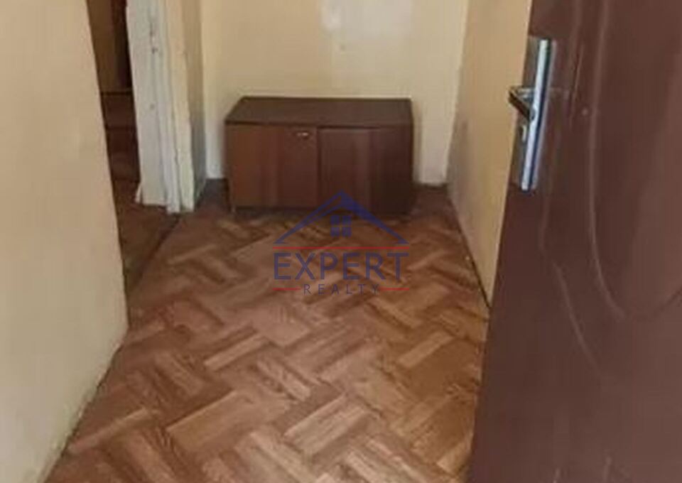 ԱՐԱԲԿԻՐ, ԱՐԱՄ ԽԱՉԱՏՐՅԱՆ ՓՈՂՈՑ, 3 ՍԵՆՅԱԿ