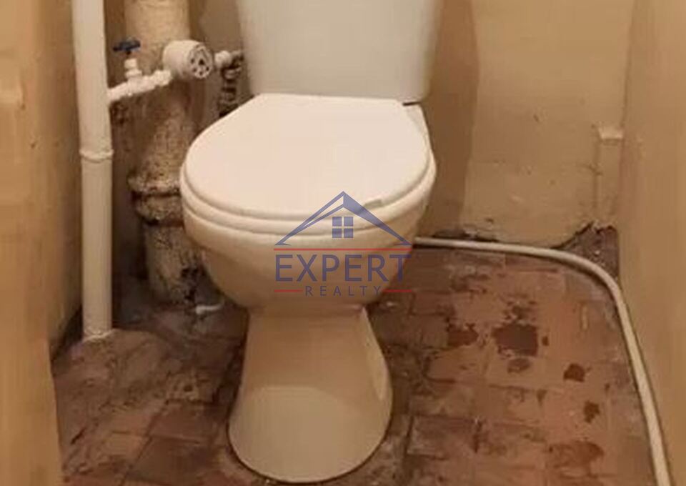 ԱՐԱԲԿԻՐ, ԱՐԱՄ ԽԱՉԱՏՐՅԱՆ ՓՈՂՈՑ, 3 ՍԵՆՅԱԿ