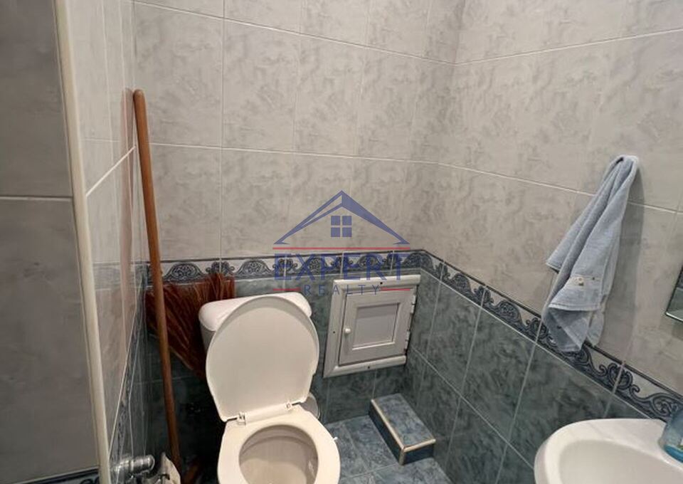 ԿԵՆՏՐՈՆ, ԶԱՔՅԱՆ ՓՈՂՈՑ, 3 ՍԵՆՅԱԿ