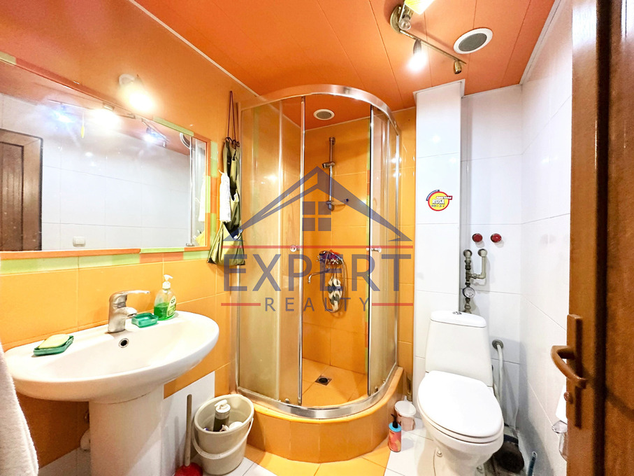 ԱՐԱԲԿԻՐ, ԱԶԱՏՈՒԹՅԱՆ ՊՈՂՈՏԱ, 3 ՍԵՆՅԱԿ