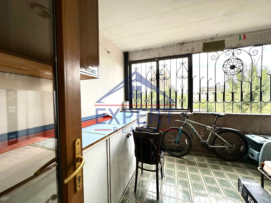 ԱՐԱԲԿԻՐ, ԱԶԱՏՈՒԹՅԱՆ ՊՈՂՈՏԱ, 3 ՍԵՆՅԱԿ