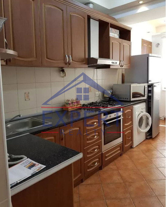 ԱՐԱԲԿԻՐ, ԲԱՐԲՅՈՒՍԻ ՓՈՂՈՑ, 3 ՍԵՆՅԱԿ