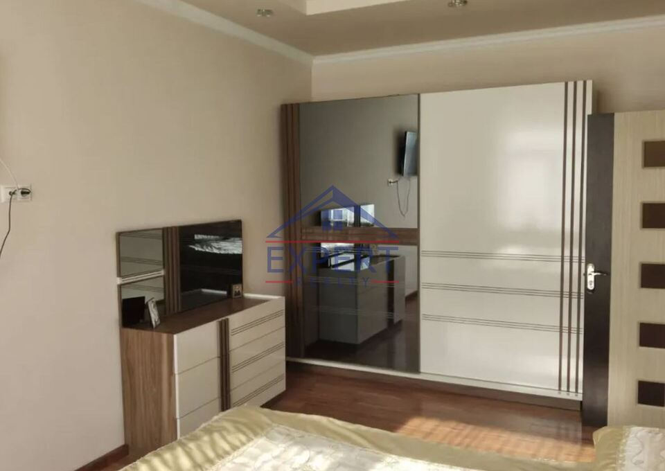 ԱՐԱԲԿԻՐ, ԿՈՄԻՏԱՍԻ ՊՈՂՈՏԱ, 3 ՍԵՆՅԱԿ