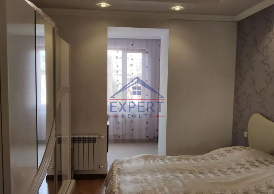 ԱՐԱԲԿԻՐ, ԿՈՄԻՏԱՍԻ ՊՈՂՈՏԱ, 3 ՍԵՆՅԱԿ