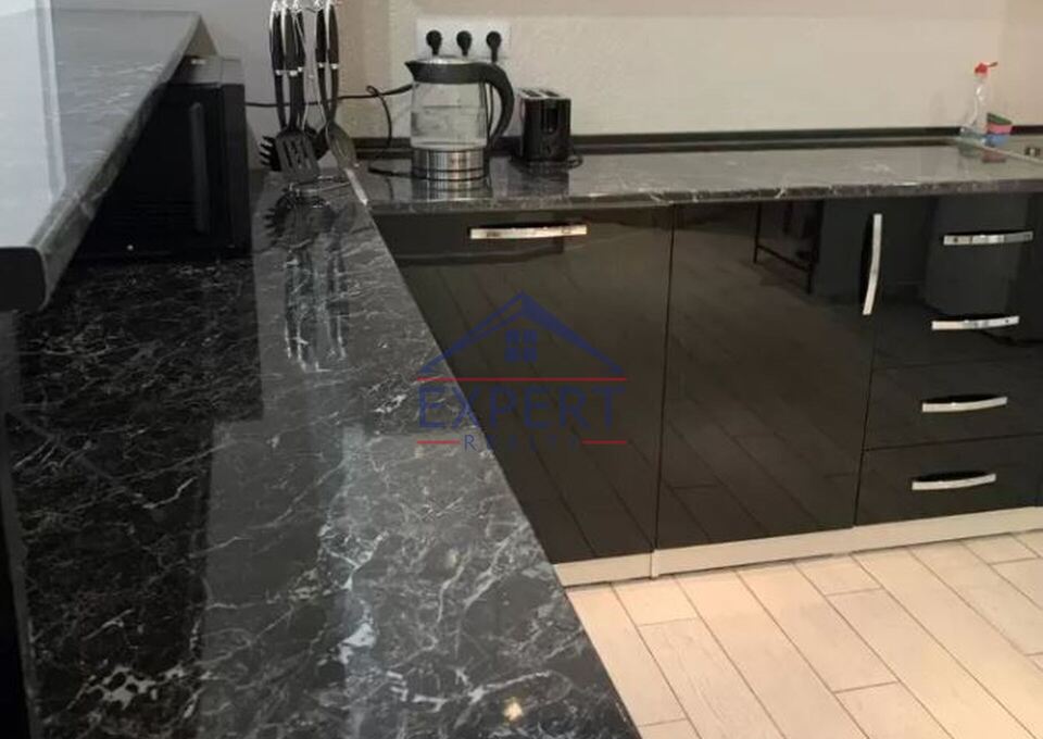 ԿԵՆՏՐՈՆ, ԾԻԾԵՌՆԱԿԱԲԵՐԴԻ ԽՃՈՒՂԻ, 3 ՍԵՆՅԱԿ