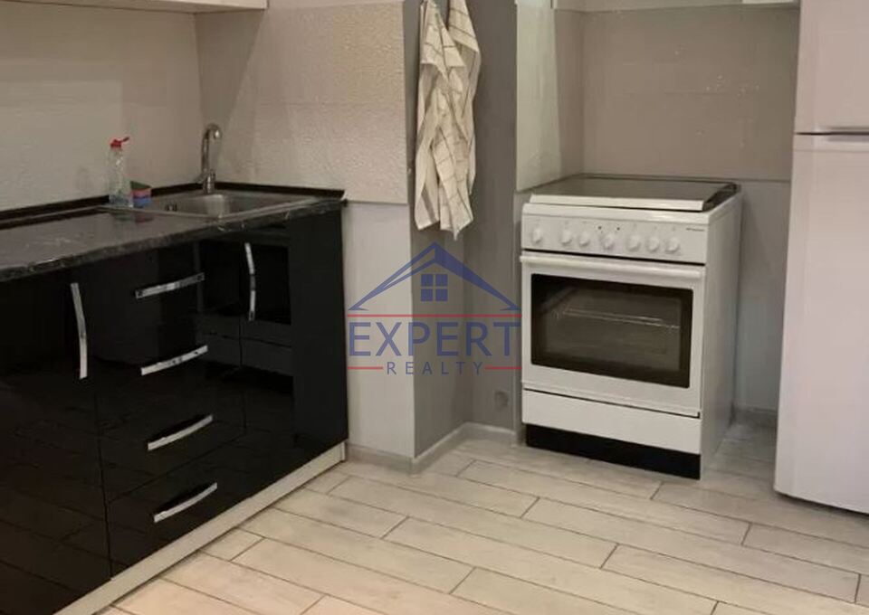 ԿԵՆՏՐՈՆ, ԾԻԾԵՌՆԱԿԱԲԵՐԴԻ ԽՃՈՒՂԻ, 3 ՍԵՆՅԱԿ