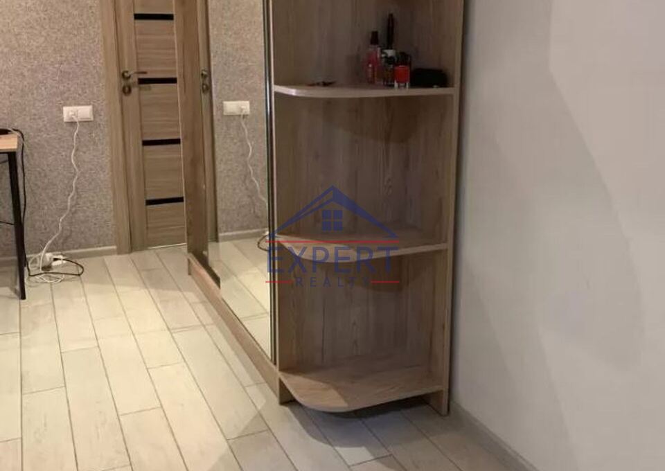 ԿԵՆՏՐՈՆ, ԾԻԾԵՌՆԱԿԱԲԵՐԴԻ ԽՃՈՒՂԻ, 3 ՍԵՆՅԱԿ