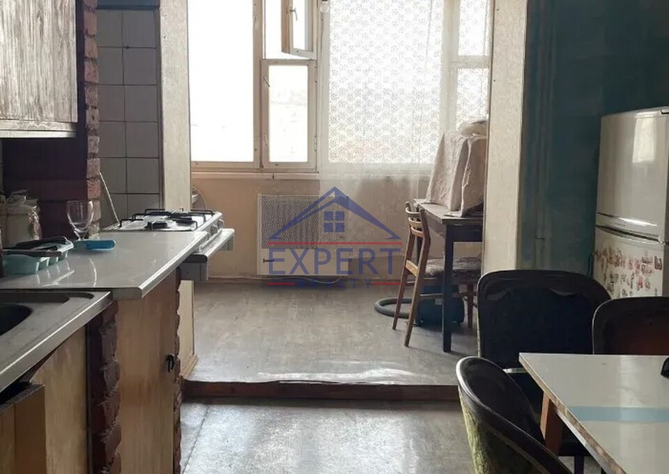 ԿԵՆՏՐՈՆ, ԴԵՄԻՐՃՅԱՆ ՓՈՂՈՑ, 45ՔՄ