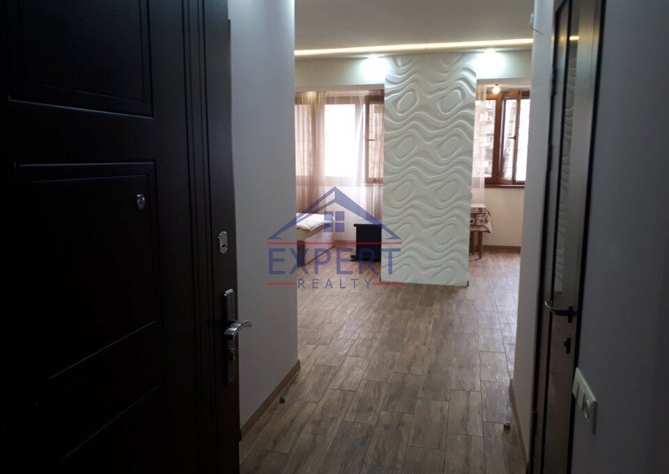 ԱՐԱԲԿԻՐ, ԱՂԲՅՈՒՐ ՍԵՐՈԲԻ ՓՈՂՈՑ, 2 ՍԵՆՅԱԿ