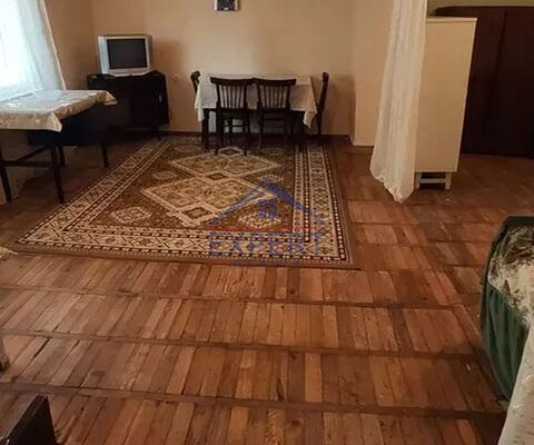 ԱՐԱԲԿԻՐ, ԱՐԱՄ ԽԱՉԱՏՐՅԱՆ ՓՈՂՈՑ, 3 ՍԵՆՅԱԿ