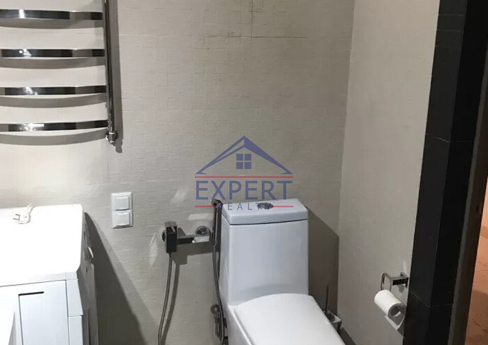 ԿԵՆՏՐՈՆ, ԱՐԱՄԻ ՓՈՂՈՑ, 2 ՍԵՆՅԱԿ