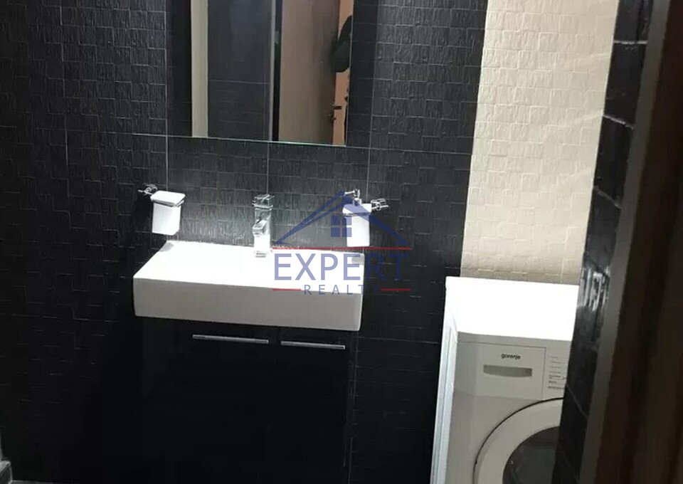 ԿԵՆՏՐՈՆ, ԱՐԱՄԻ ՓՈՂՈՑ, 2 ՍԵՆՅԱԿ