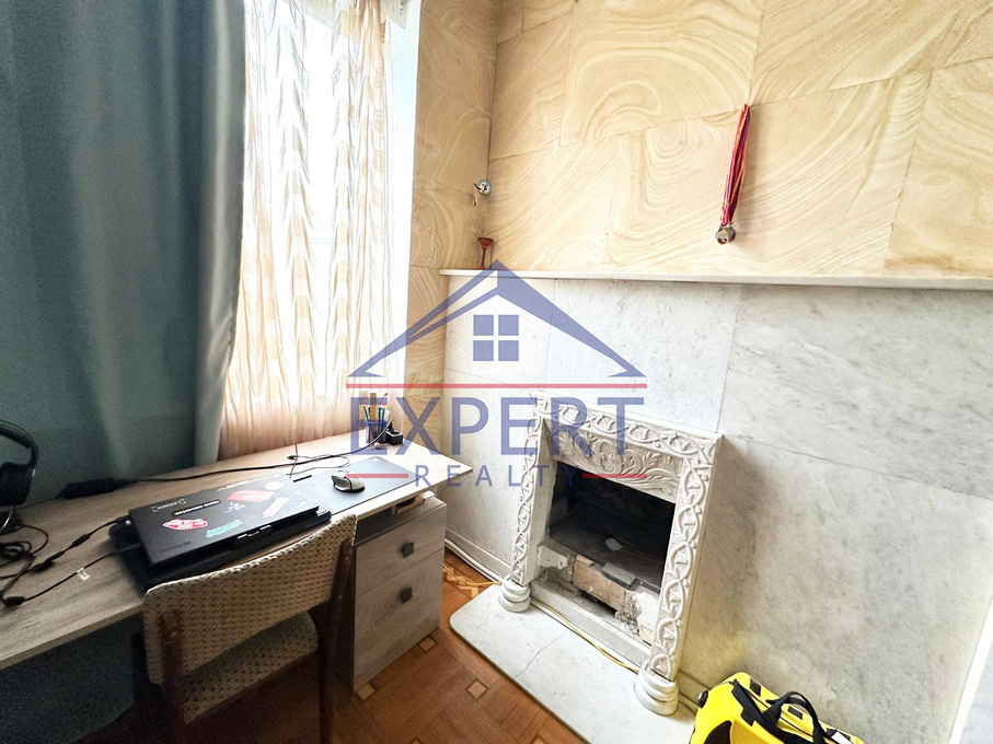 ԱՐԱԲԿԻՐ, ԱԶԱՏՈՒԹՅԱՆ ՊՈՂՈՏԱ, 3 ՍԵՆՅԱԿ