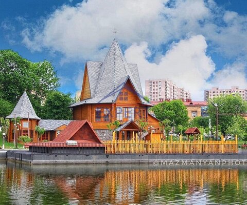 ՔԱՆԱՔԵՌ ԶԵՅԹՈՒՆ, ԹԲԻԼԻՍՅԱՆ ԽՃՈՒՂԻ, 2 ՍԵՆՅԱԿ
