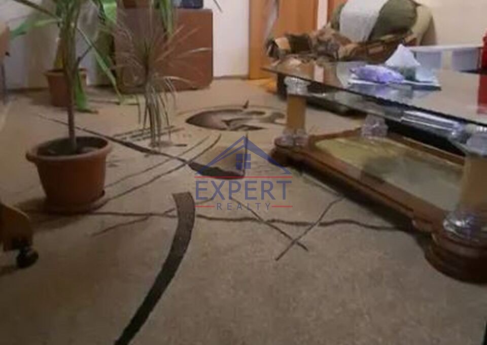 ՔԱՆԱՔԵՌ ԶԵՅԹՈՒՆ, ԹԲԻԼԻՍՅԱՆ ԽՃՈՒՂԻ, 2 ՍԵՆՅԱԿ