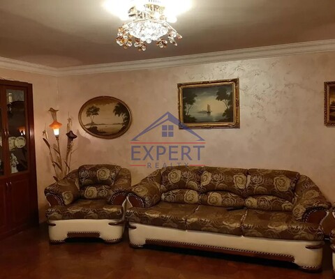 ԿԵՆՏՐՈՆ, ԶԱՔՅԱՆ ՓՈՂՈՑ, 2 ՍԵՆՅԱԿ