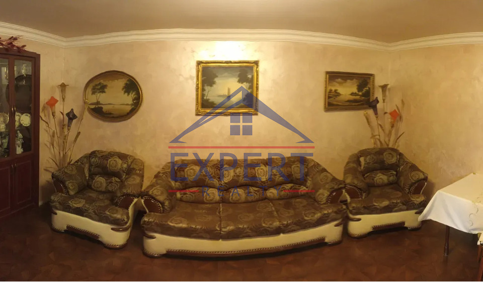 ԿԵՆՏՐՈՆ, ԶԱՔՅԱՆ ՓՈՂՈՑ, 2 ՍԵՆՅԱԿ