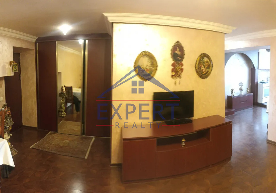 ԿԵՆՏՐՈՆ, ԶԱՔՅԱՆ ՓՈՂՈՑ, 2 ՍԵՆՅԱԿ