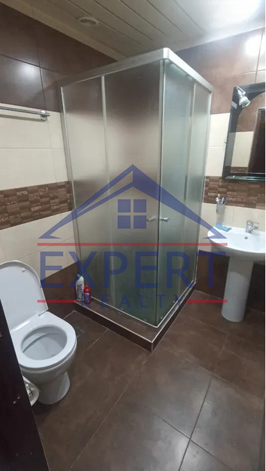 ԿԵՆՏՐՈՆ, ԶԱՔՅԱՆ ՓՈՂՈՑ, 2 ՍԵՆՅԱԿ