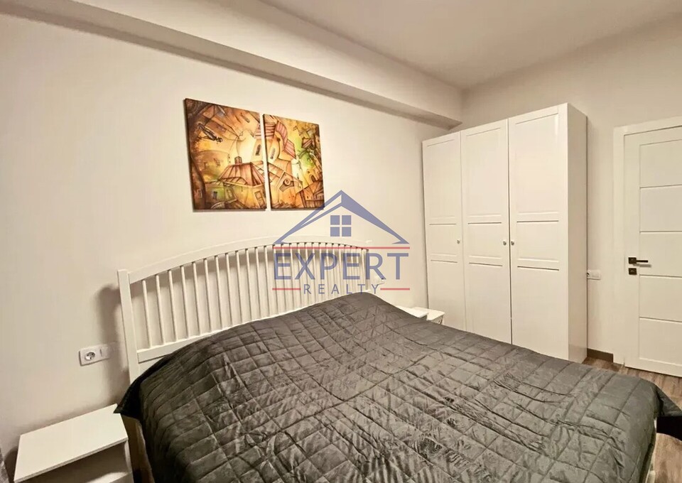 ԿԵՆՏՐՈՆ, ԲՈՒԶԱՆԴԻ ՓՈՂՈՑ, 2 ՍԵՆՅԱԿ