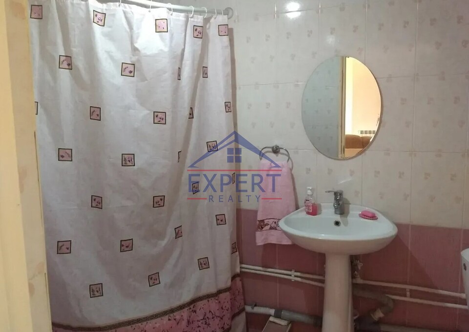 ԿԵՆՏՐՈՆ, ԲՐՅՈՒՍՈՎԻ ՓՈՂՈՑ, 2 ՍԵՆՅԱԿ