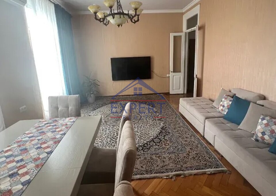 ԿԵՆՏՐՈՆ, ԱՂԱՅԱՆ ՓՈՂՈՑ, 2 ՍԵՆՅԱԿ