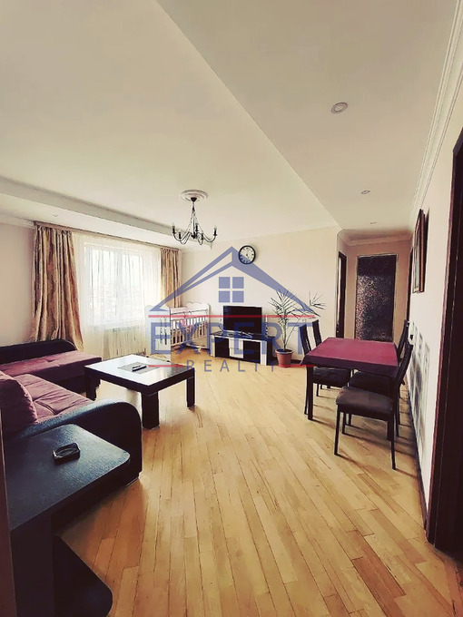 ՔԱՆԱՔԵՌ ԶԵՅԹՈՒՆ, ԴՐՈՅԻ ՓՈՂՈՑ, 3 ՍԵՆՅԱԿ