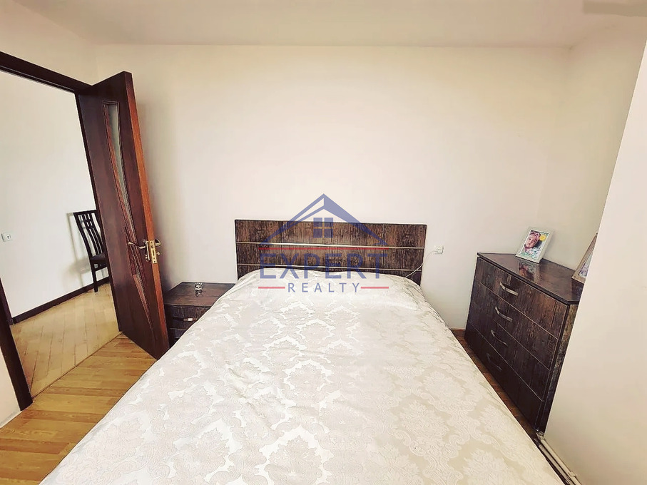 ՔԱՆԱՔԵՌ ԶԵՅԹՈՒՆ, ԴՐՈՅԻ ՓՈՂՈՑ, 3 ՍԵՆՅԱԿ