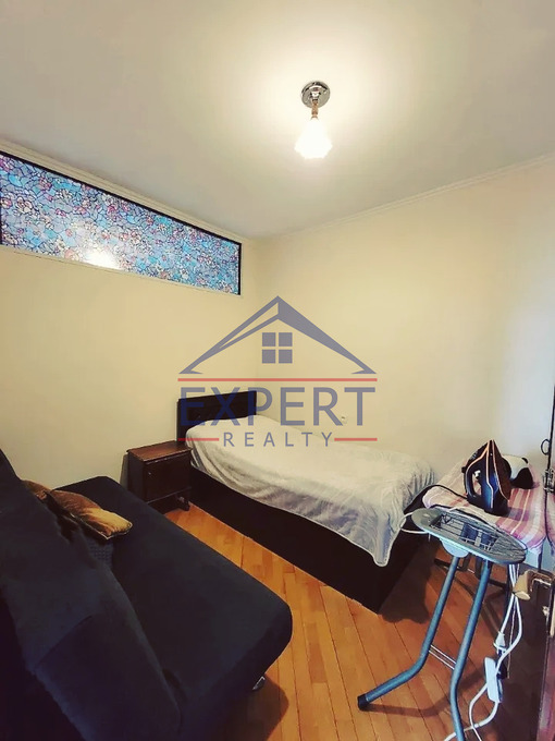 ՔԱՆԱՔԵՌ ԶԵՅԹՈՒՆ, ԴՐՈՅԻ ՓՈՂՈՑ, 3 ՍԵՆՅԱԿ