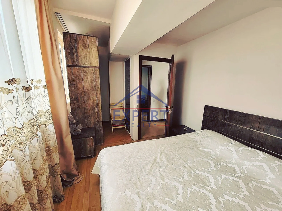 ՔԱՆԱՔԵՌ ԶԵՅԹՈՒՆ, ԴՐՈՅԻ ՓՈՂՈՑ, 3 ՍԵՆՅԱԿ