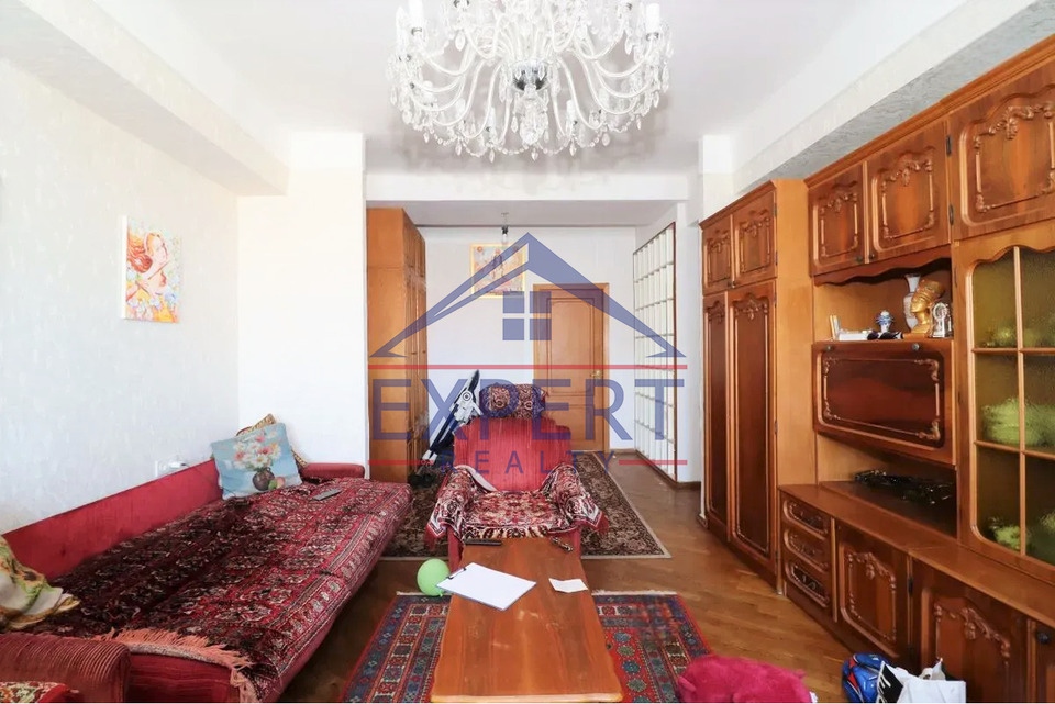 ԿԵՆՏՐՈՆ, ԶԱՎԱՐՅԱՆ ՓՈՂՈՑ, 3 ՍԵՆՅԱԿ