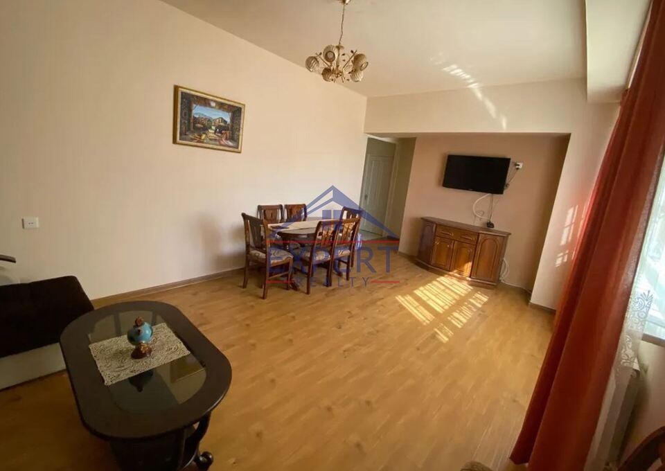 ԿԵՆՏՐՈՆ, ԲԱՂՐԱՄՅԱՆ ՊՈՂՈՏԱ, 2 ՍԵՆՅԱԿ