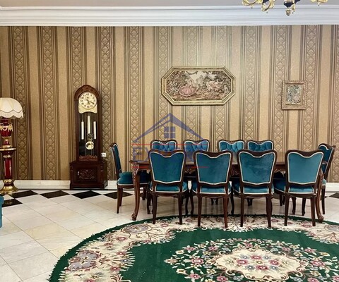 ԿԵՆՏՐՈՆ, ՍԻՄԵՈՆ ԵՐԵՎԱՆՑԻ ՓՈՂՈՑ, 7 ՍԵՆՅԱԿ