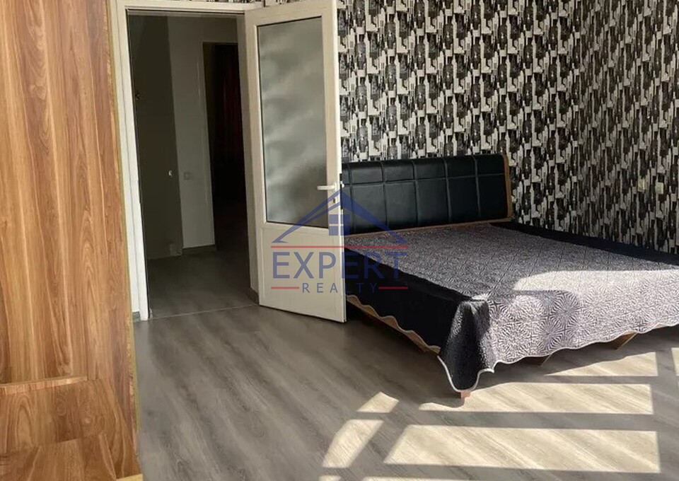 ԿԵՆՏՐՈՆ, ՍԻՄԵՈՆ ԵՐԵՎԱՆՑԻ ՓՈՂՈՑ, 7 ՍԵՆՅԱԿ