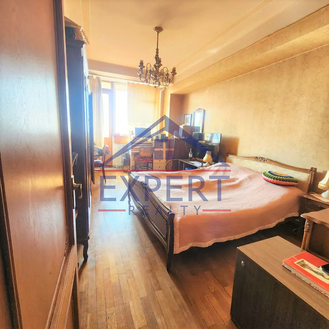 ԿԵՆՏՐՈՆ, ԶԱՎԱՐՅԱՆ ՓՈՂՈՑ, 3 ՍԵՆՅԱԿ