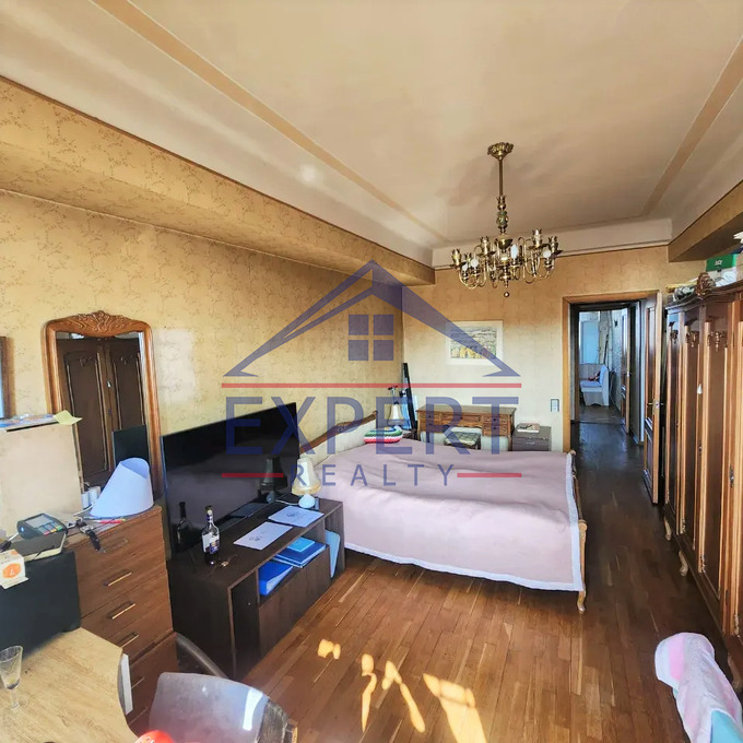 ԿԵՆՏՐՈՆ, ԶԱՎԱՐՅԱՆ ՓՈՂՈՑ, 3 ՍԵՆՅԱԿ