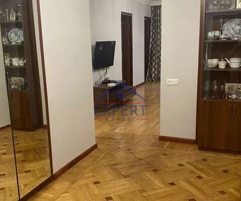 ԿԵՆՏՐՈՆ, ՔԱՋԱԶՆՈՒՆԻ ՓՈՂՈՑ, 4 ՍԵՆՅԱԿ