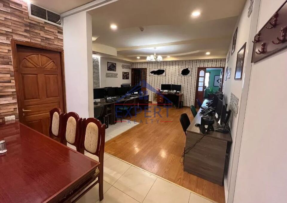 ԿԵՆՏՐՈՆ, ԱԲՈՎՅԱՆ ՓՈՂՈՑ, 65 ՔՄ