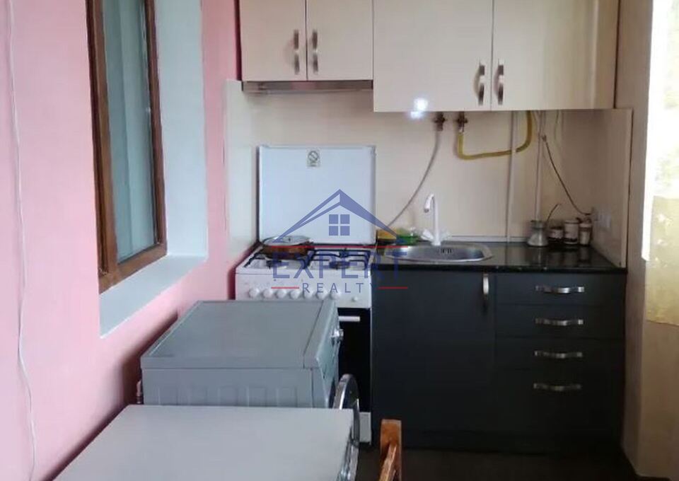 3 սենյականոց բնակարան Կենտրոնում