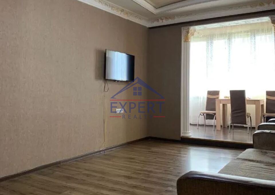 3 սենյականոց բնակարան Կենտրոնում