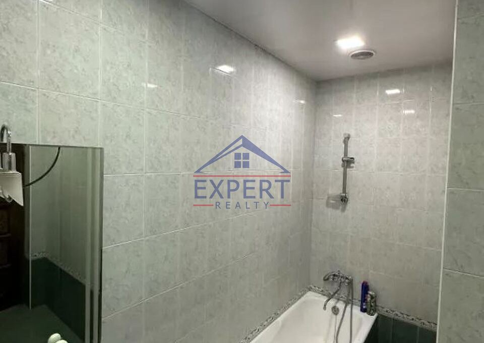 ԷՐԵԲՈՒՆԻ, ՍԱՐԻ ԹԱՂ 9-ՐԴ ՓՈՂՈՑ, 5 ՍԵՆՅԱԿ