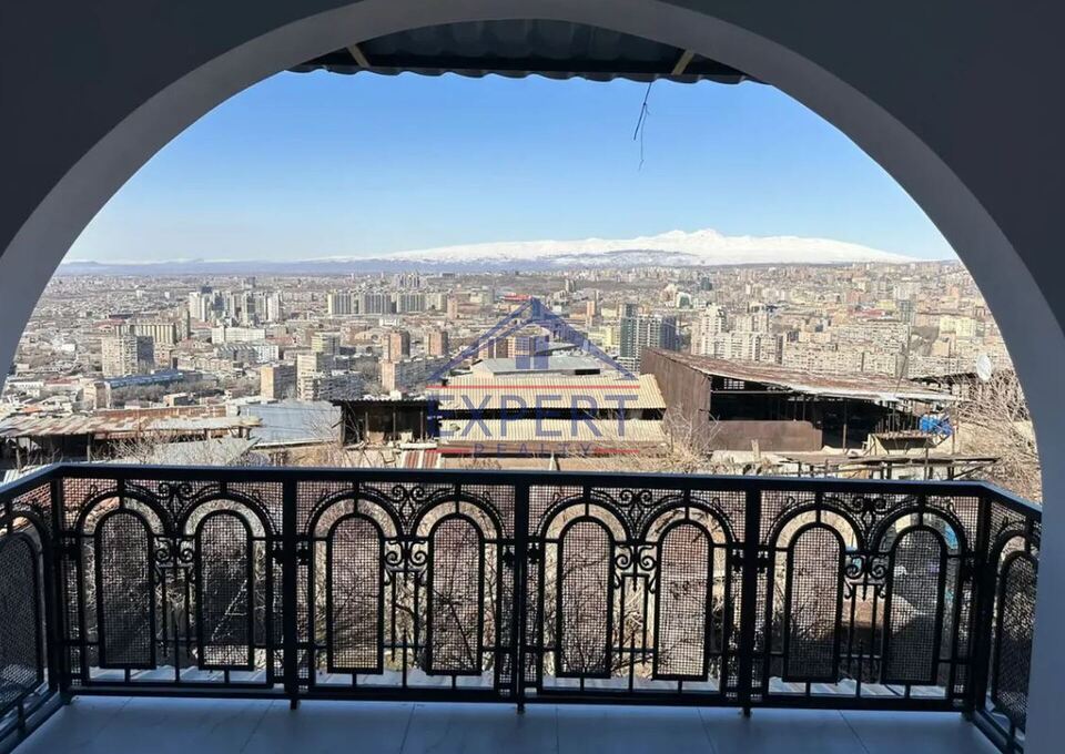 ԷՐԵԲՈՒՆԻ, ՍԱՐԻ ԹԱՂ 9-ՐԴ ՓՈՂՈՑ, 5 ՍԵՆՅԱԿ