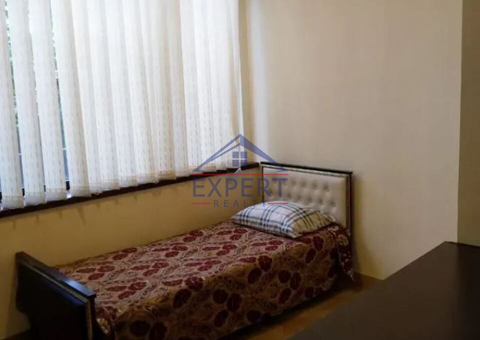 ԿԵՆՏՐՈՆ, ԱԲՈՎՅԱՆ ՓՈՂՈՑ, 3 ՍԵՆՅԱԿ