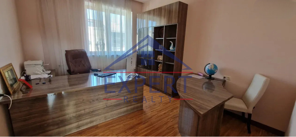 ՔԱՆԱՔԵՌ ԶԵՅԹՈՒՆ, 2 ՀԱՐԿԱՆԻ ՔԱՐԵ ՏՈՒՆ