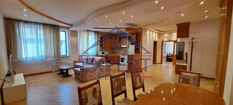 ԿԵՆՏՐՈՆ ՀՅՈՒՍԻՍԱՅԻՆ ՊՈՂՈՏԱ, 4 ՍԵՆՅԱԿ