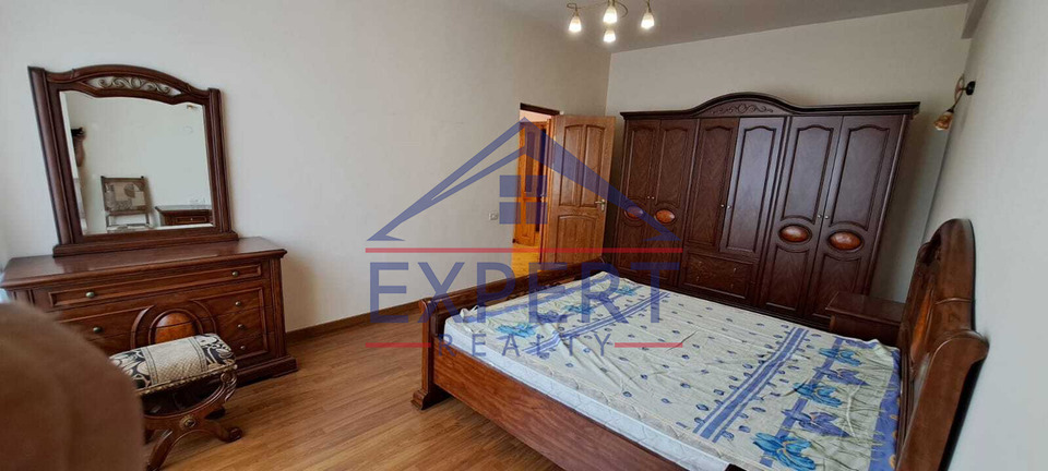 ԿԵՆՏՐՈՆ ՀՅՈՒՍԻՍԱՅԻՆ ՊՈՂՈՏԱ, 4 ՍԵՆՅԱԿ