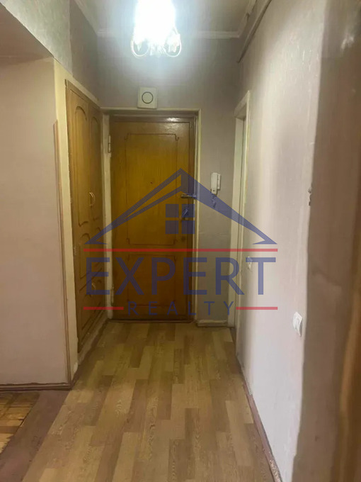 ԱՐԱԲԿԻՐ, ՎԱՂԱՐՇ ՎԱՂԱՐՇՅԱՆ ՓՈՂՈՑ, 3 ՍԵՆՅԱԿ